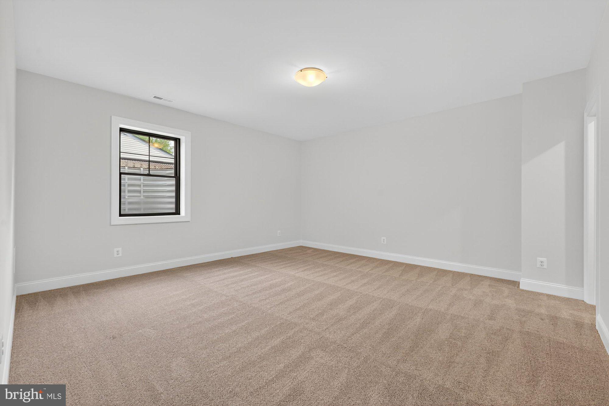 2002 Mcfall Street McLean, VA 22101 - Photo 103 of 121