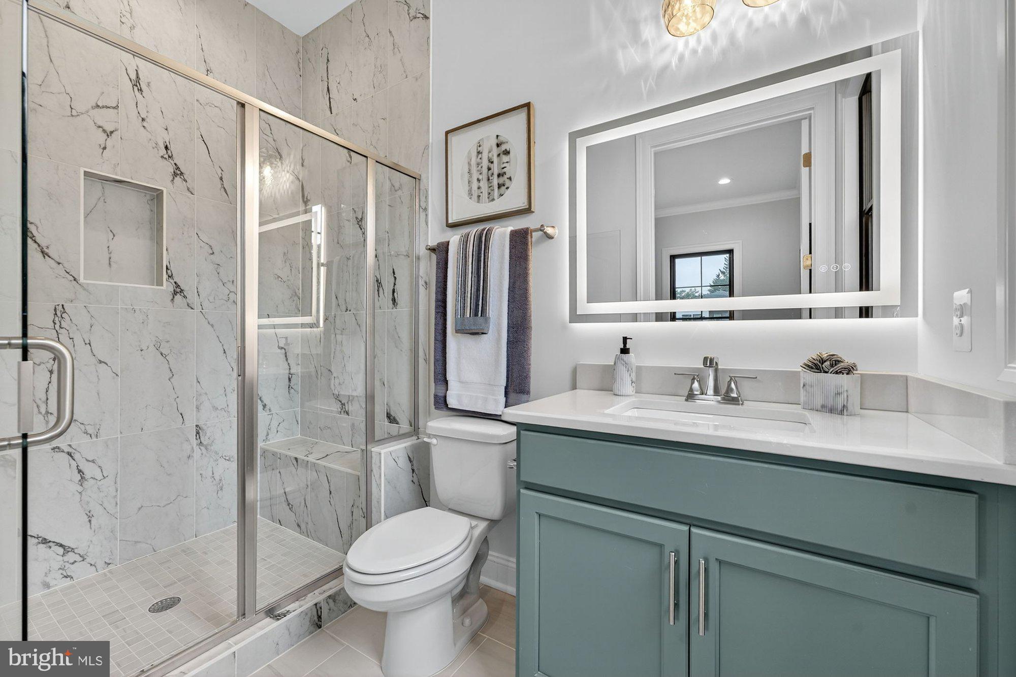 2002 Mcfall Street McLean, VA 22101 - Photo 10 of 121