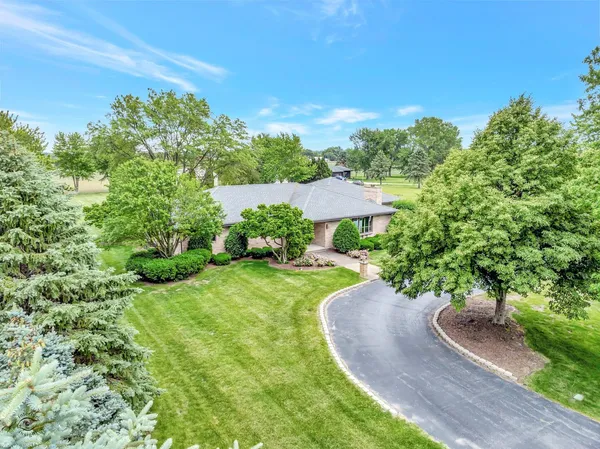 $895,000 | 29285 South 80th Avenue, Peotone, IL 60468