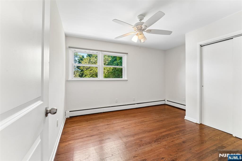 42 West Ridgewood Avenue Paramus, NJ 07652 - Photo 4 of 13
