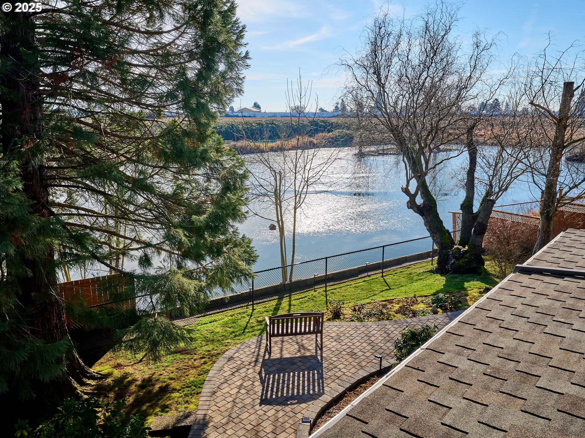 920 Hermanson Street Woodburn, OR 97071 - Photo 10 of 48 a view of a bench in the garden