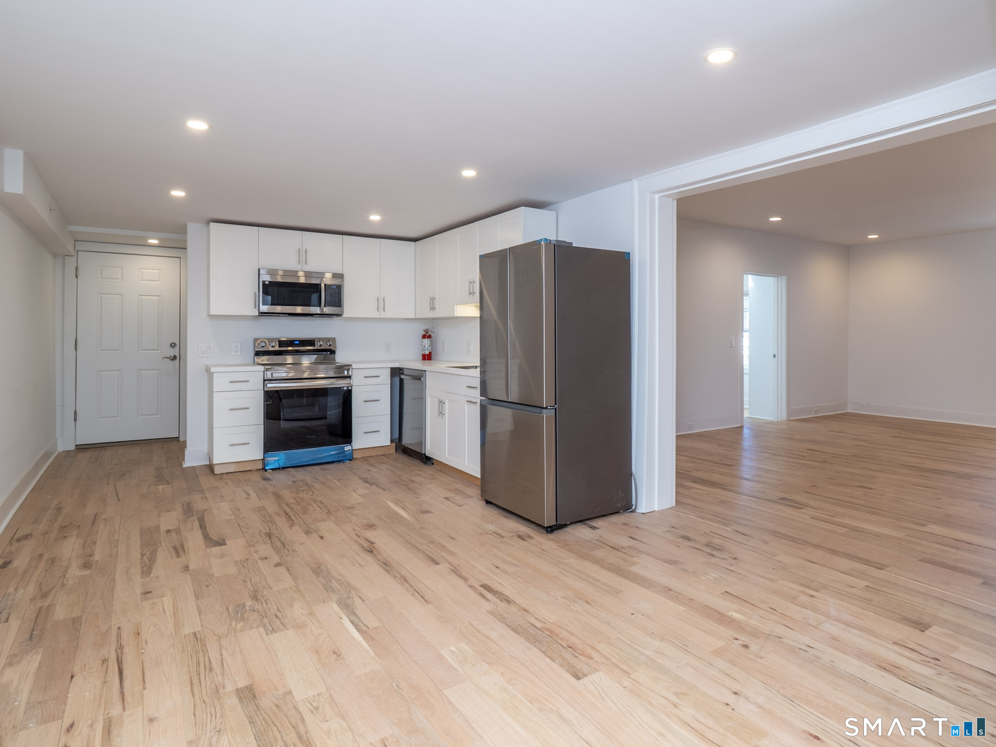 523 Danbury Road, Unit 523 Wilton, CT 06897 - Photo 2 of 19 Gallery Image 2
