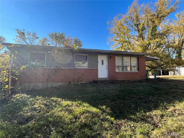 $54,900 | 10147 Mayfair Drive, St. Louis, MO 63136