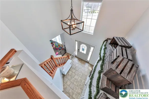 $375,000 | 2260 Reo Drive, Effort, PA 18330
