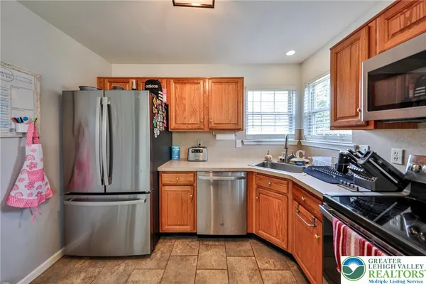 $375,000 | 2260 Reo Drive, Effort, PA 18330