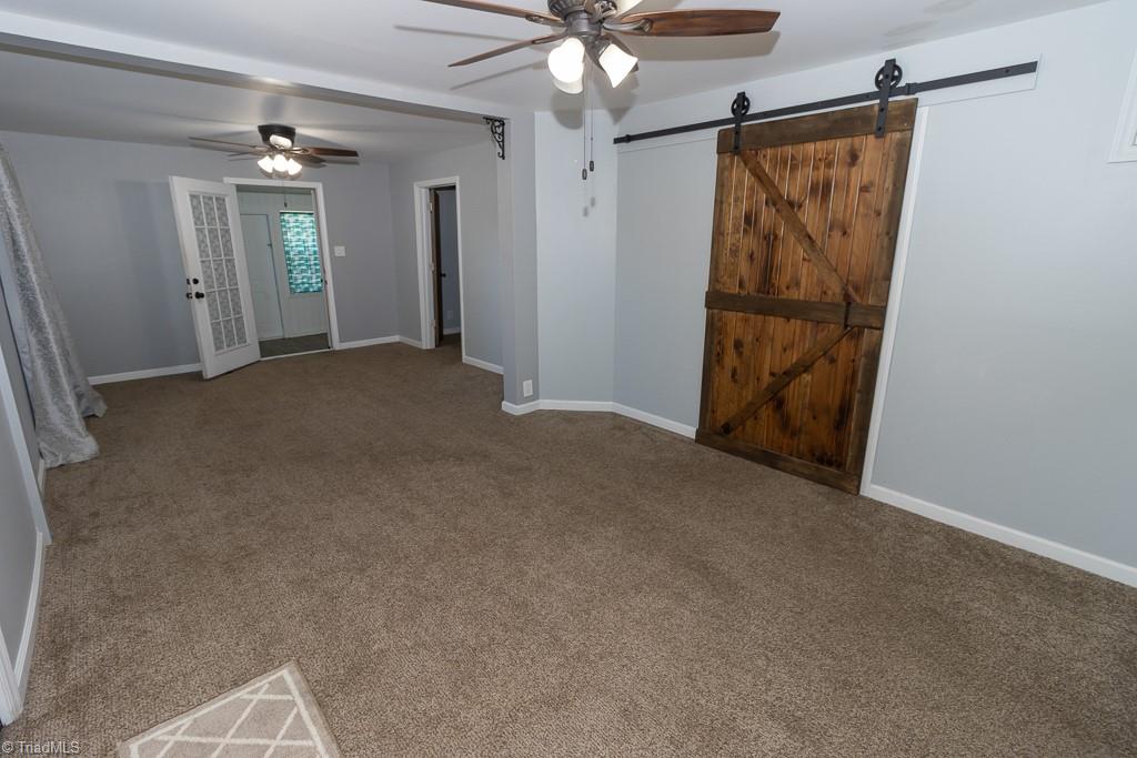 2327 Scalesville Road Summerfield, NC 27358 - Photo 4 of 28 LARGE AREA FOR YOUR LIVING SPACE.