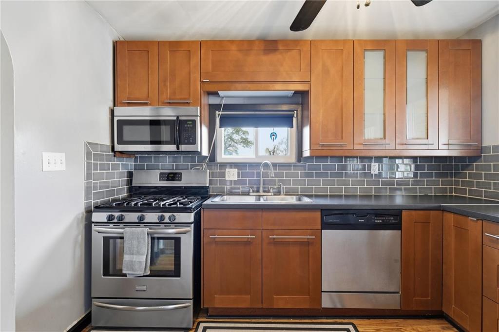 81 Coraopolis Road Coraopolis, PA 15108 - Photo 19 of 50