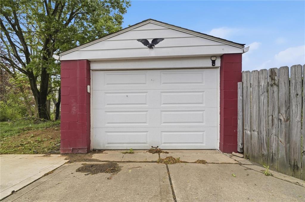 81 Coraopolis Road Coraopolis, PA 15108 - Photo 46 of 50 Detached Garage