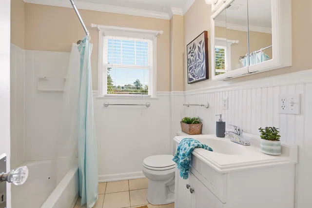 $380,000 | 465 Woodland Terrace, Elloree, SC 29047