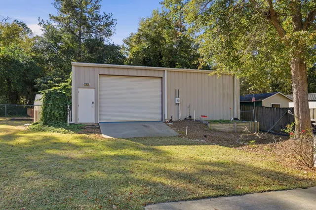 $380,000 | 465 Woodland Terrace, Elloree, SC 29047