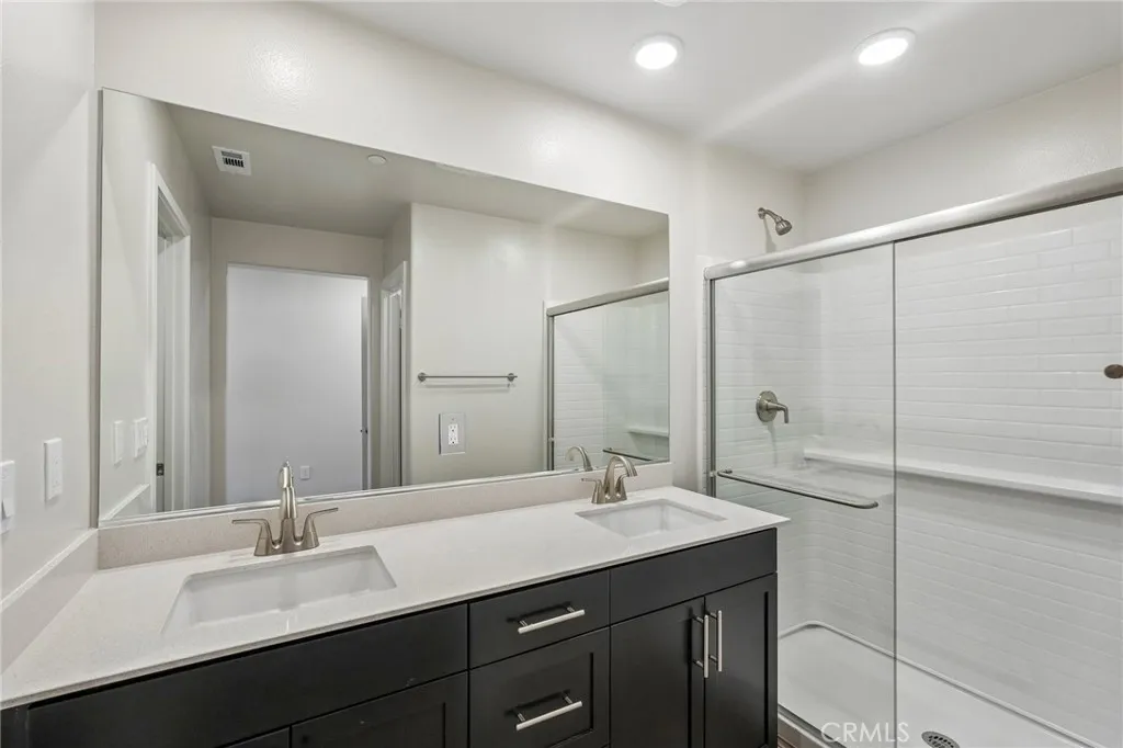 9540 Hannah Way Riverside, CA 92504 - Photo 15 of 42