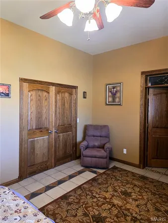 $525,000 | 6038 McCarty Road, Kinmundy, IL 62854