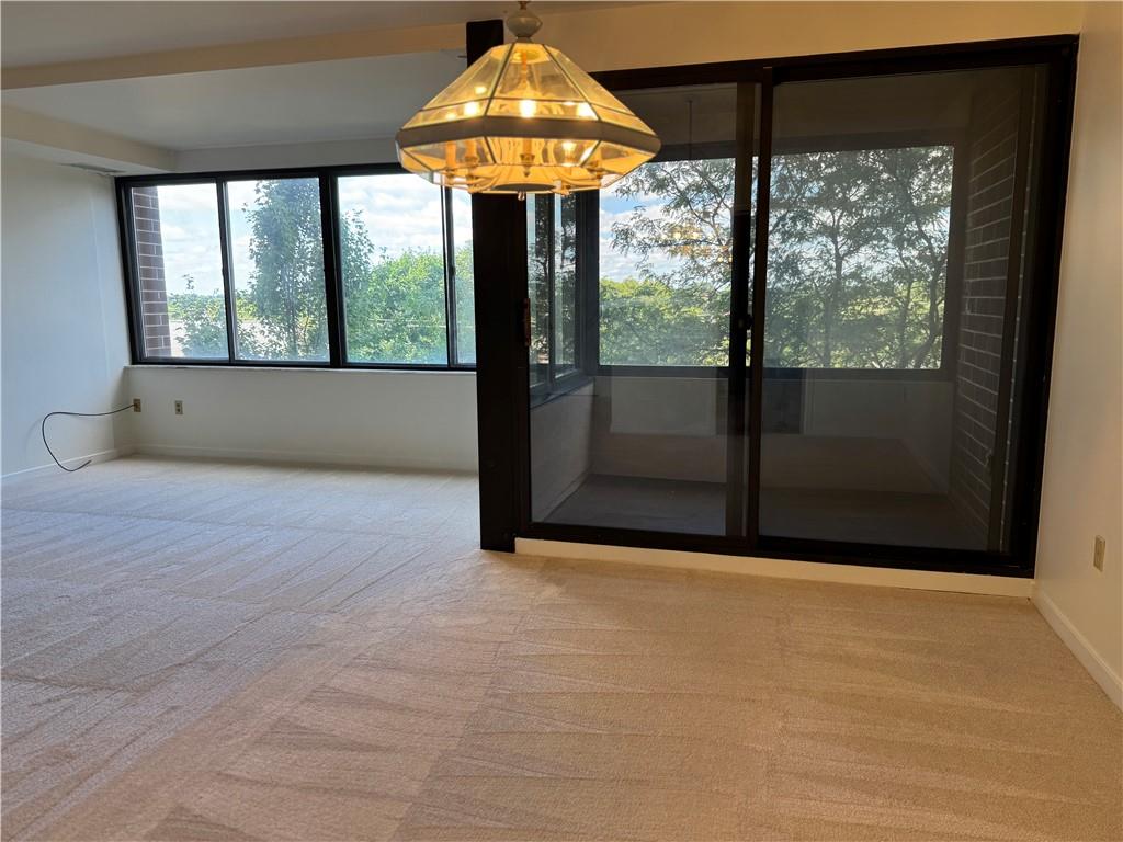 750 Washington Road, Unit 409 Pittsburgh, PA 15228 - Photo 14 of 17