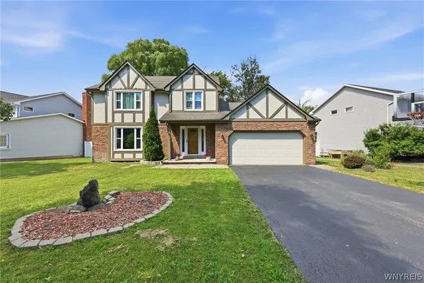 $449,900 | 79 Bywater Drive, Amherst, NY 14068