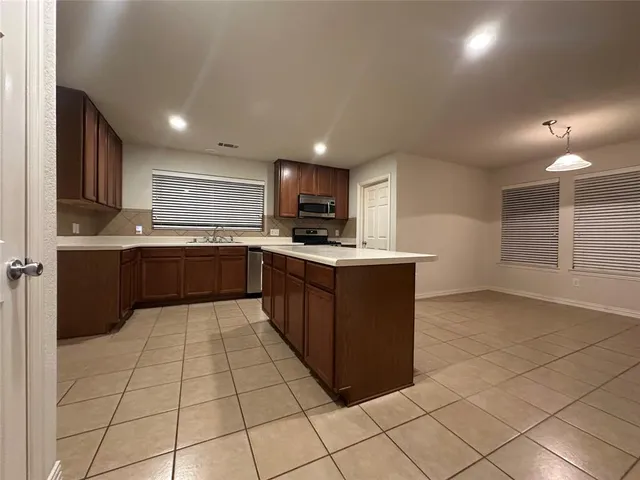 $2,450 | 1513 Nighthawk Drive, Little Elm, TX 75068