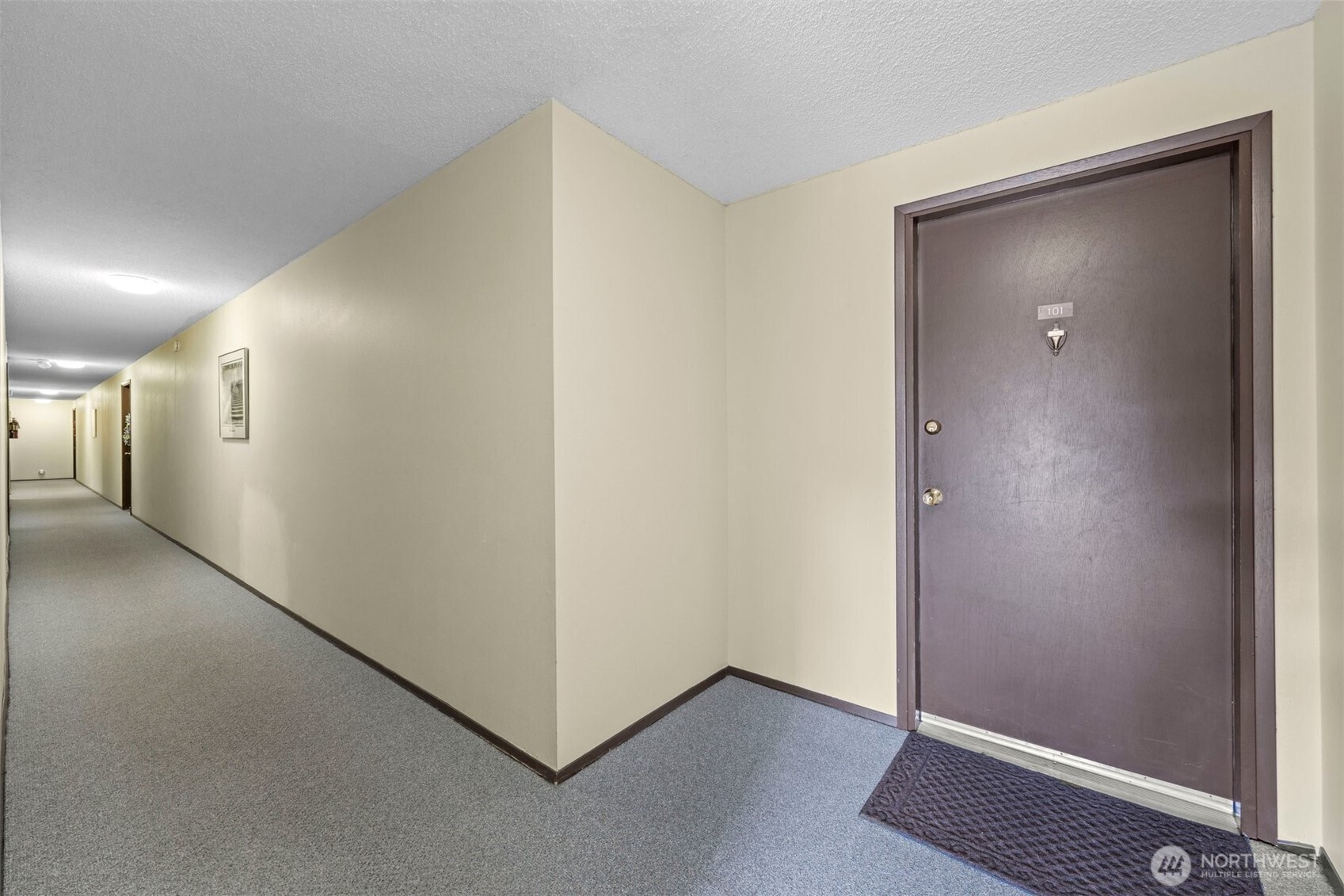 217 Alder Street, Unit 101 Edmonds, WA 98020 - Photo 6 of 36