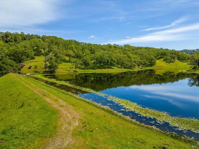 $8,500,000 | 14495 Old River Road, Hopland, CA 95449