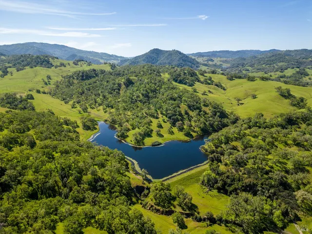 $8,500,000 | 14495 Old River Road, Hopland, CA 95449