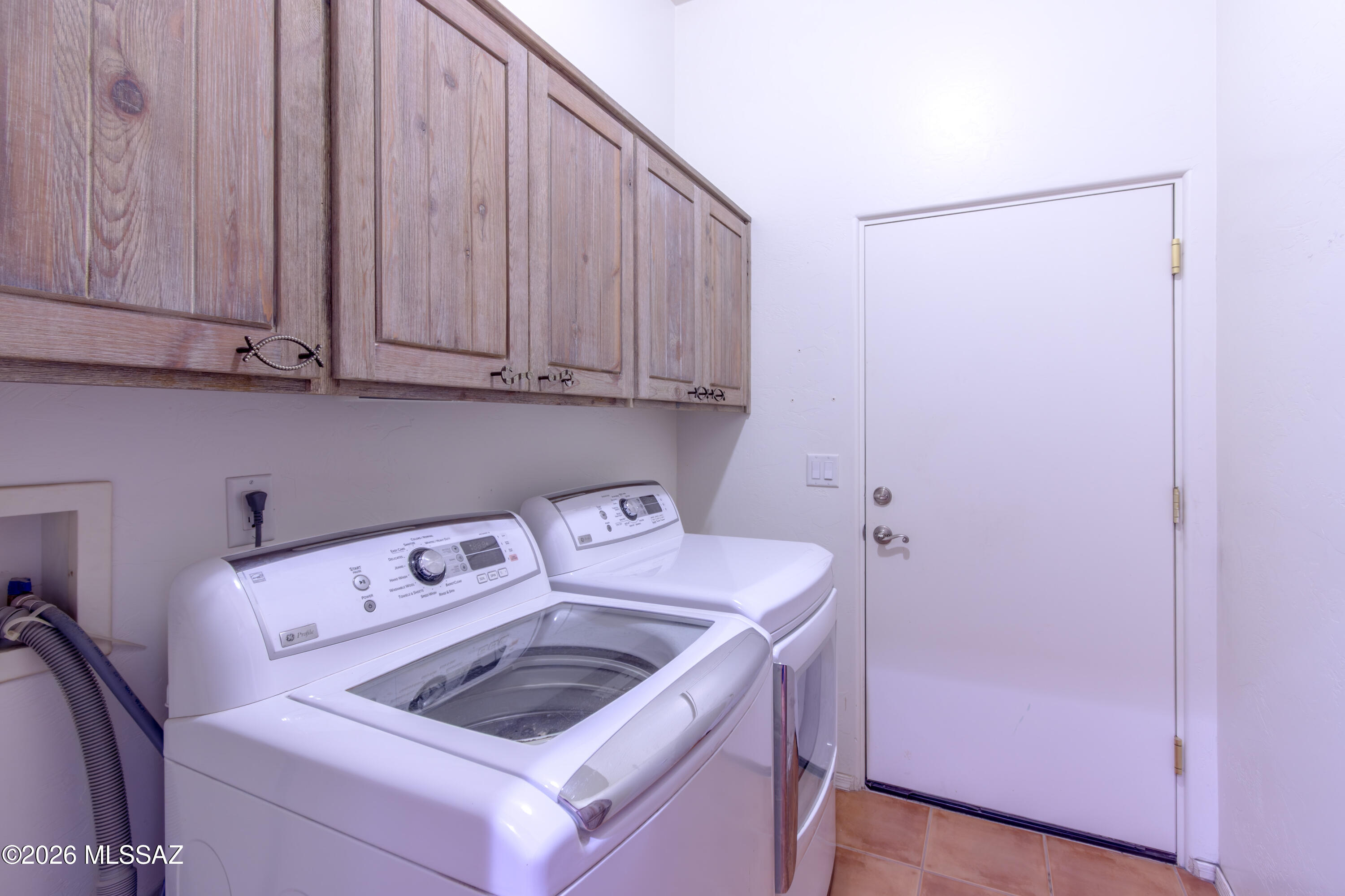 3002 West Oasis Road Tucson, AZ 85742 - Photo 27 of 49 Laundry 3002