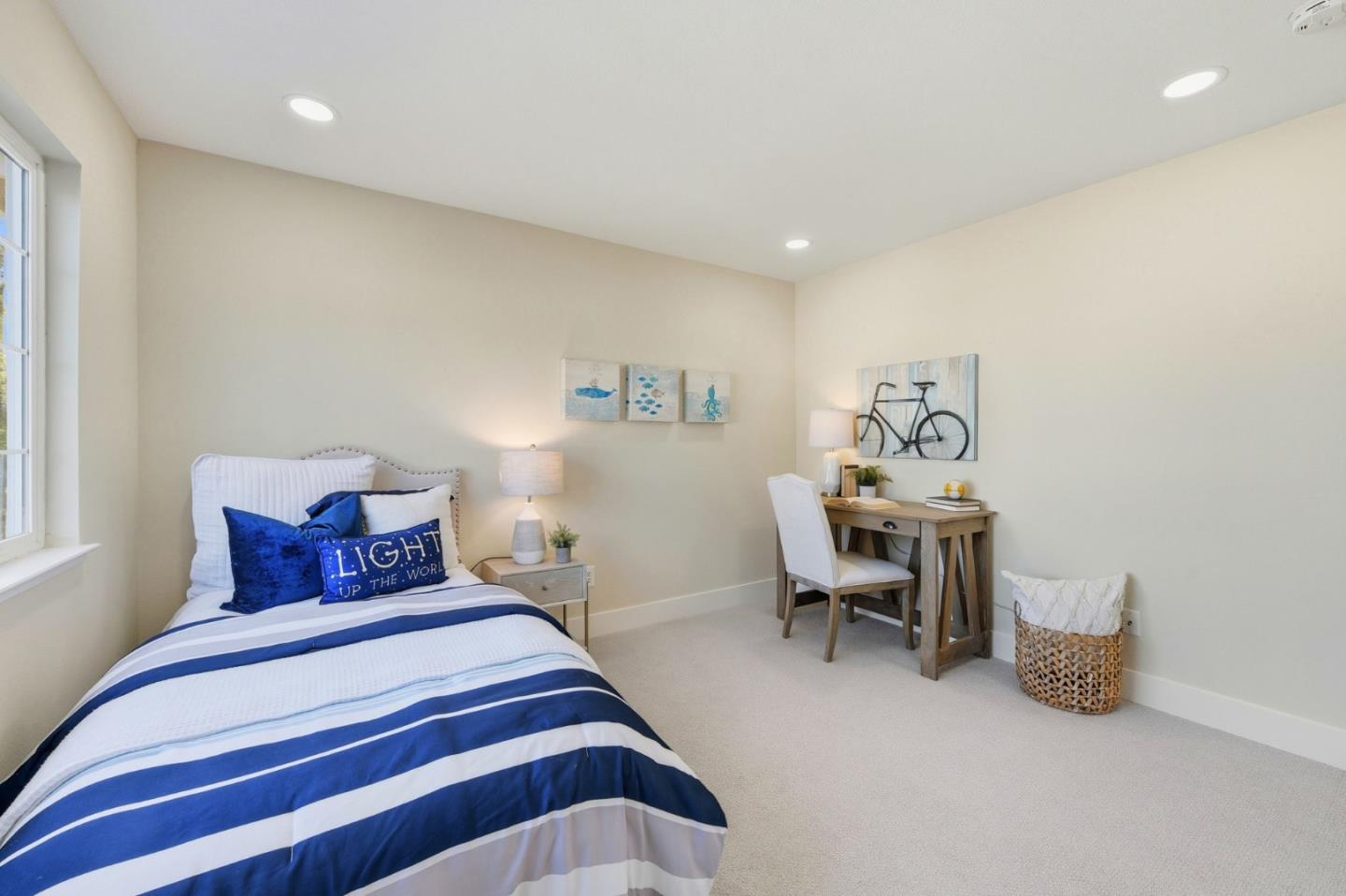 101 Glen Alpine Court Mountain View, CA 94043 - Photo 26 of 38 a bedroom with a bed and a chair