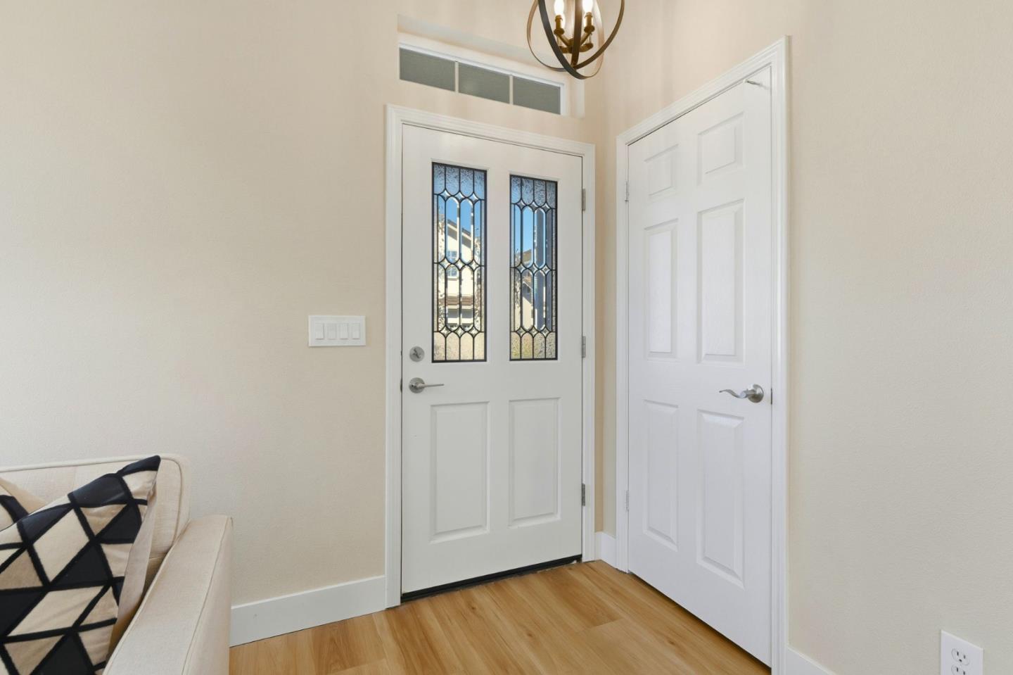 101 Glen Alpine Court Mountain View, CA 94043 - Photo 4 of 38 a view of an entryway with wooden floor