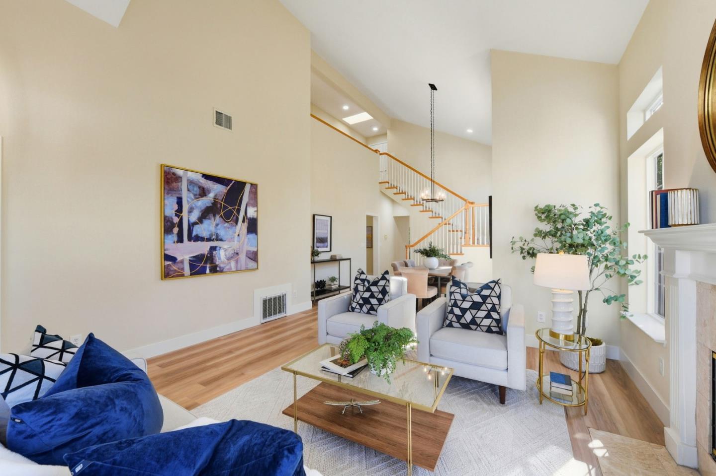 101 Glen Alpine Court Mountain View, CA 94043 - Photo 6 of 38 a living room with furniture and a potted plant