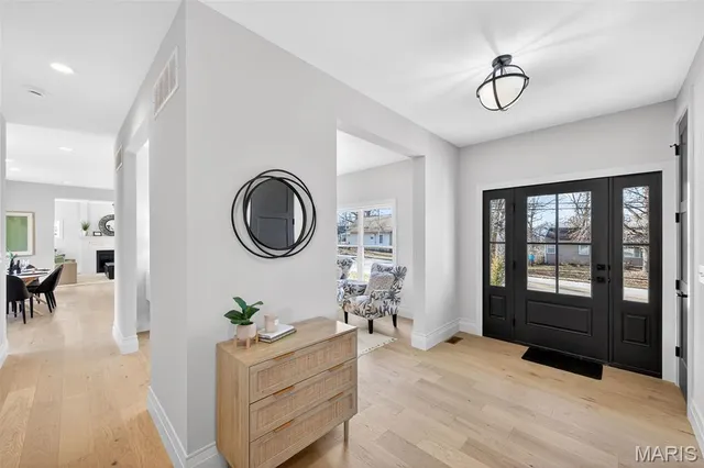 $850,000 | 416 South Ballas Road, Kirkwood, MO 63122