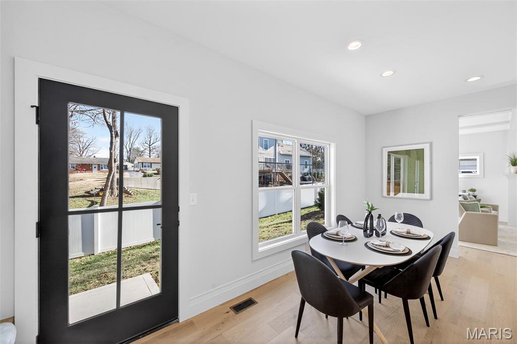 416 South Ballas Road Kirkwood, MO 63122 - Photo 18 of 69