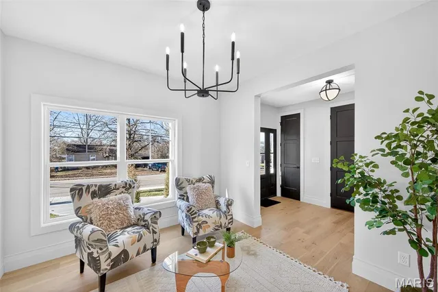 $850,000 | 416 South Ballas Road, Kirkwood, MO 63122