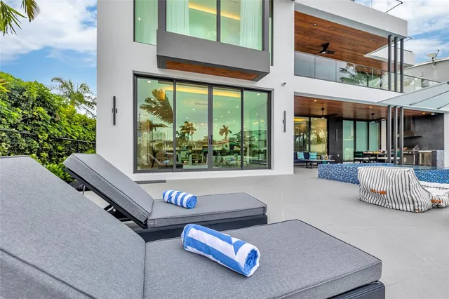 $8,995,000 | 1730 Southeast 13th Street, Fort Lauderdale, FL 33316