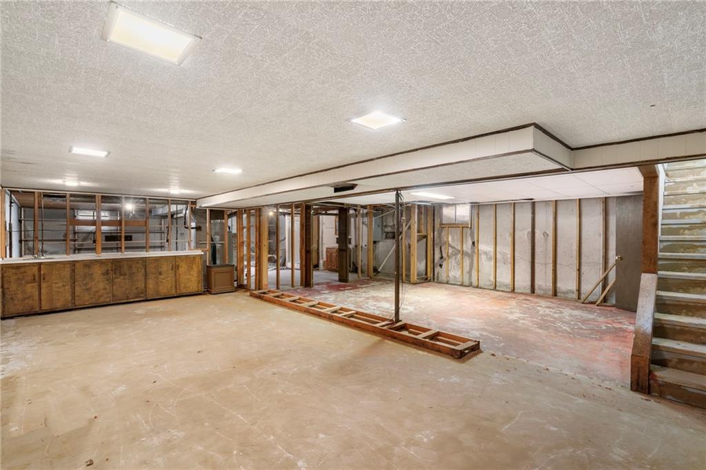 108 South Maple Street Sweet Springs, MO 65351 - Photo 35 of 55