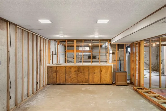 $225,000 | 108 South Maple Street, Sweet Springs, MO 65351