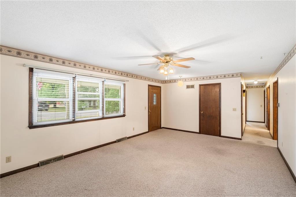 108 South Maple Street Sweet Springs, MO 65351 - Photo 7 of 55