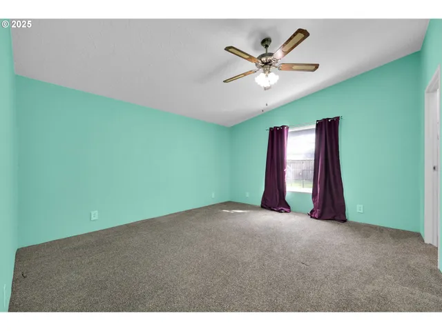 $475,000 | 38431 Row River Road, Dorena, OR 97434