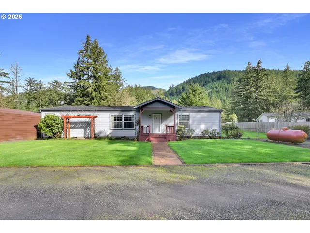 $475,000 | 38431 Row River Road, Dorena, OR 97434