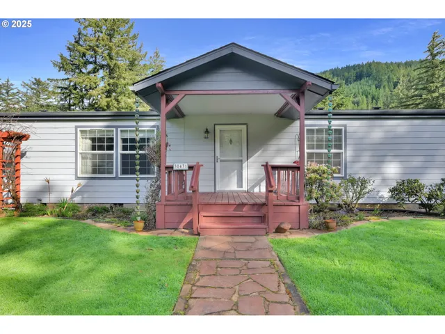 $475,000 | 38431 Row River Road, Dorena, OR 97434