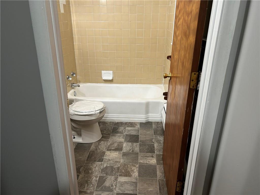 96 South Hamilton Street, Unit B4 Poughkeepsie, NY 12601 - Photo 11 of 13 View 1- Bathroom