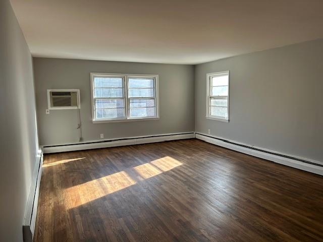96 South Hamilton Street, Unit B4 Poughkeepsie, NY 12601 - Photo 7 of 13 View 2- Living Room