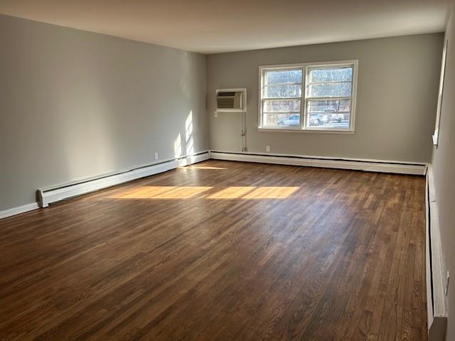 96 South Hamilton Street, Unit B4 Poughkeepsie, NY 12601 - Photo 8 of 13 View 3- Living Room