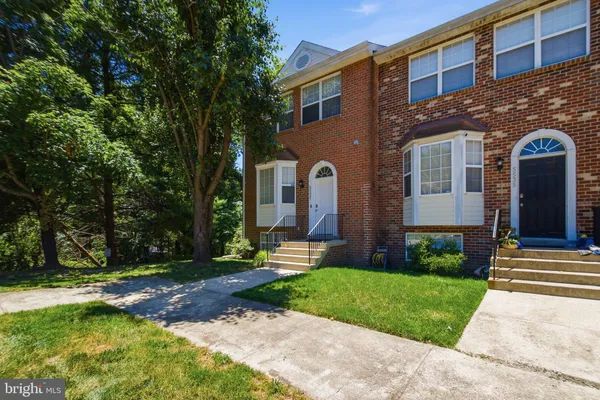 $389,900 | 5537 East Boniwood Turn, Clinton, MD 20735