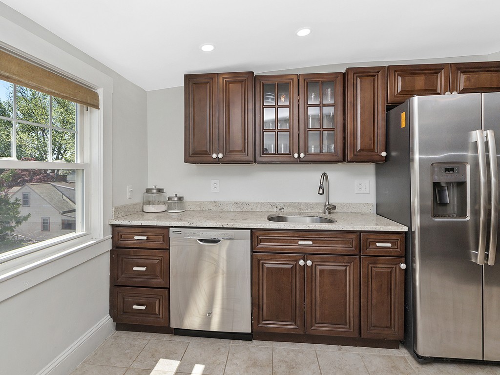 2 Townly Road, Unit 6 Watertown, MA 02472 - Photo 18 of 36 Gallery Image 18