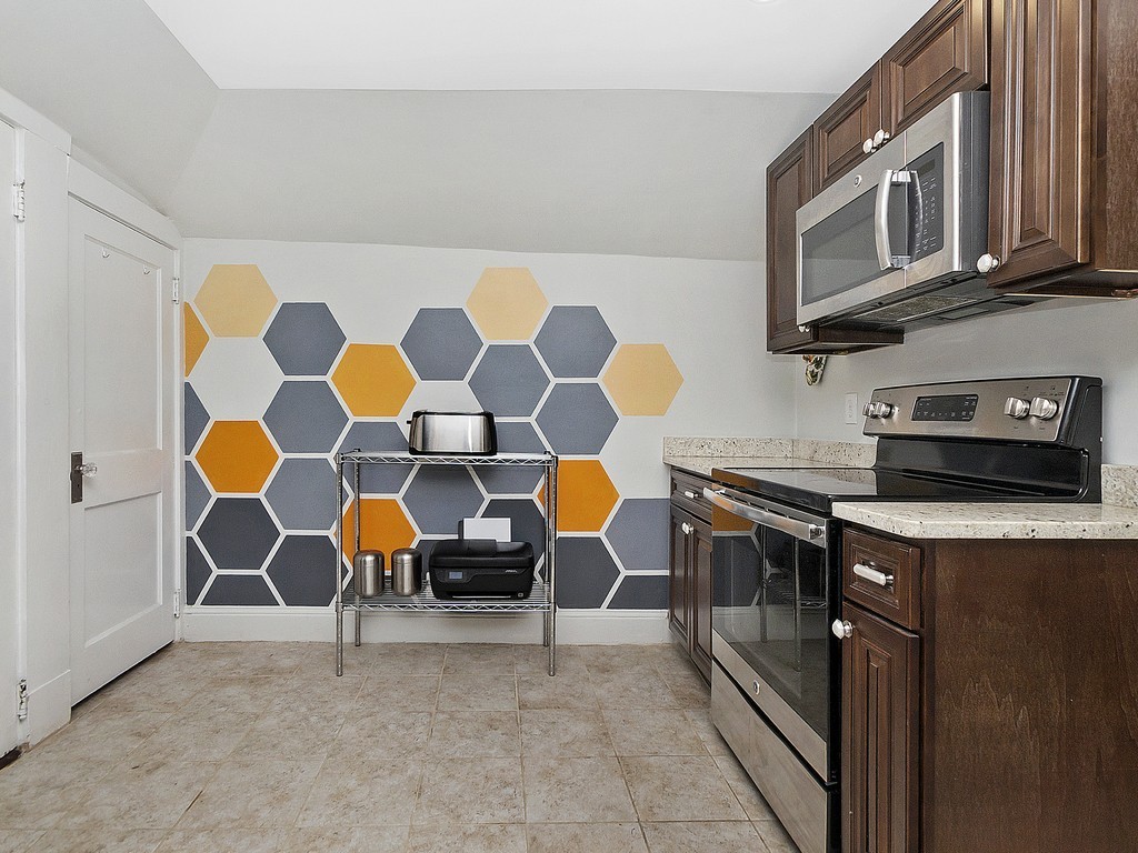 2 Townly Road, Unit 6 Watertown, MA 02472 - Photo 20 of 36 Gallery Image 20