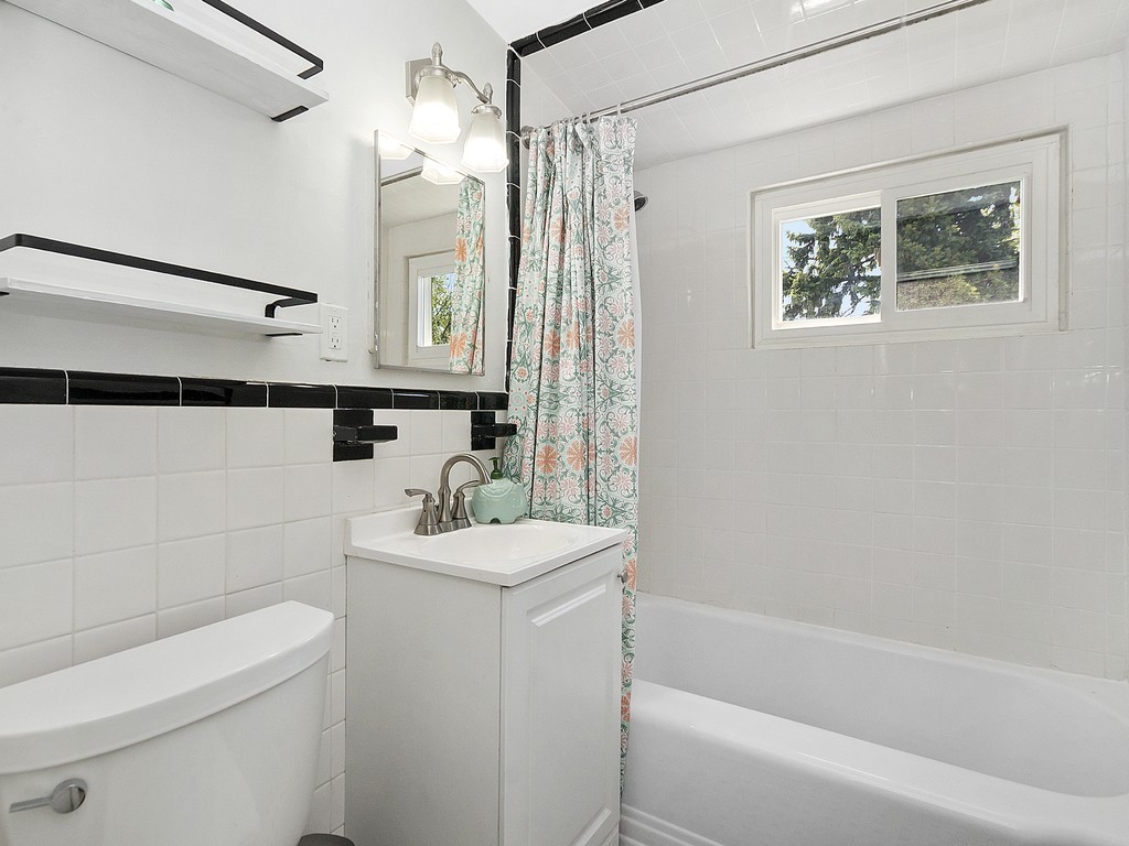 2 Townly Road, Unit 6 Watertown, MA 02472 - Photo 27 of 36 Gallery Image 27