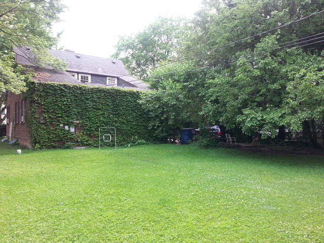 2156 Oak Road Homewood, IL 60430 - Photo 5 of 7 a view of a house with a backyard