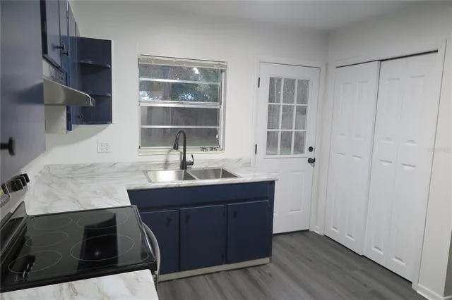 $1,800 | 509 Northwest 19th Lane, Unit B, Gainesville, FL 32609