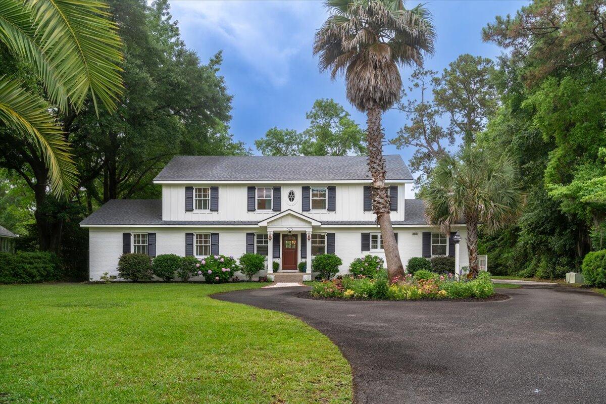 375 Seewee Circle Mount Pleasant, SC 29464 - Photo 2 of 57 375 Seewee Circle
