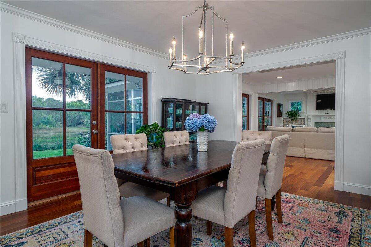 375 Seewee Circle Mount Pleasant, SC 29464 - Photo 24 of 57 Dining Room
