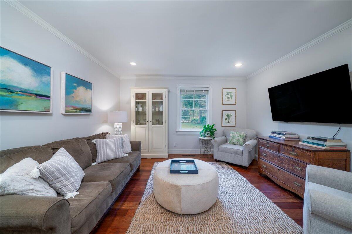 375 Seewee Circle Mount Pleasant, SC 29464 - Photo 25 of 57 Den / Media Room