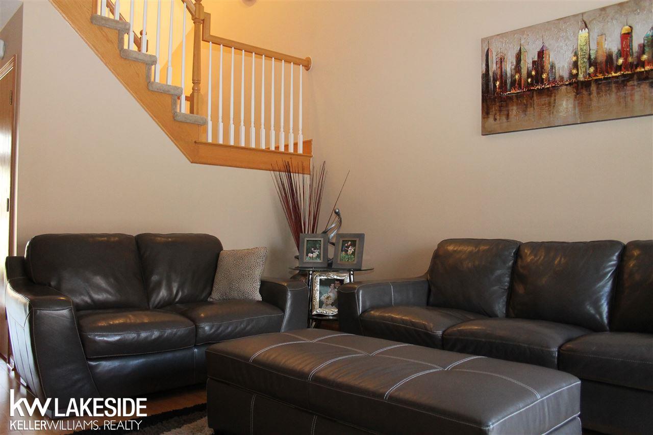 16921 Country Ridge Lane Macomb, MI 48044 - Photo 15 of 48
