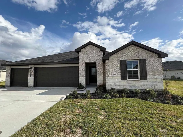 $2,600 | 2811 Misty Elm Lane, Rosenberg, TX 77469